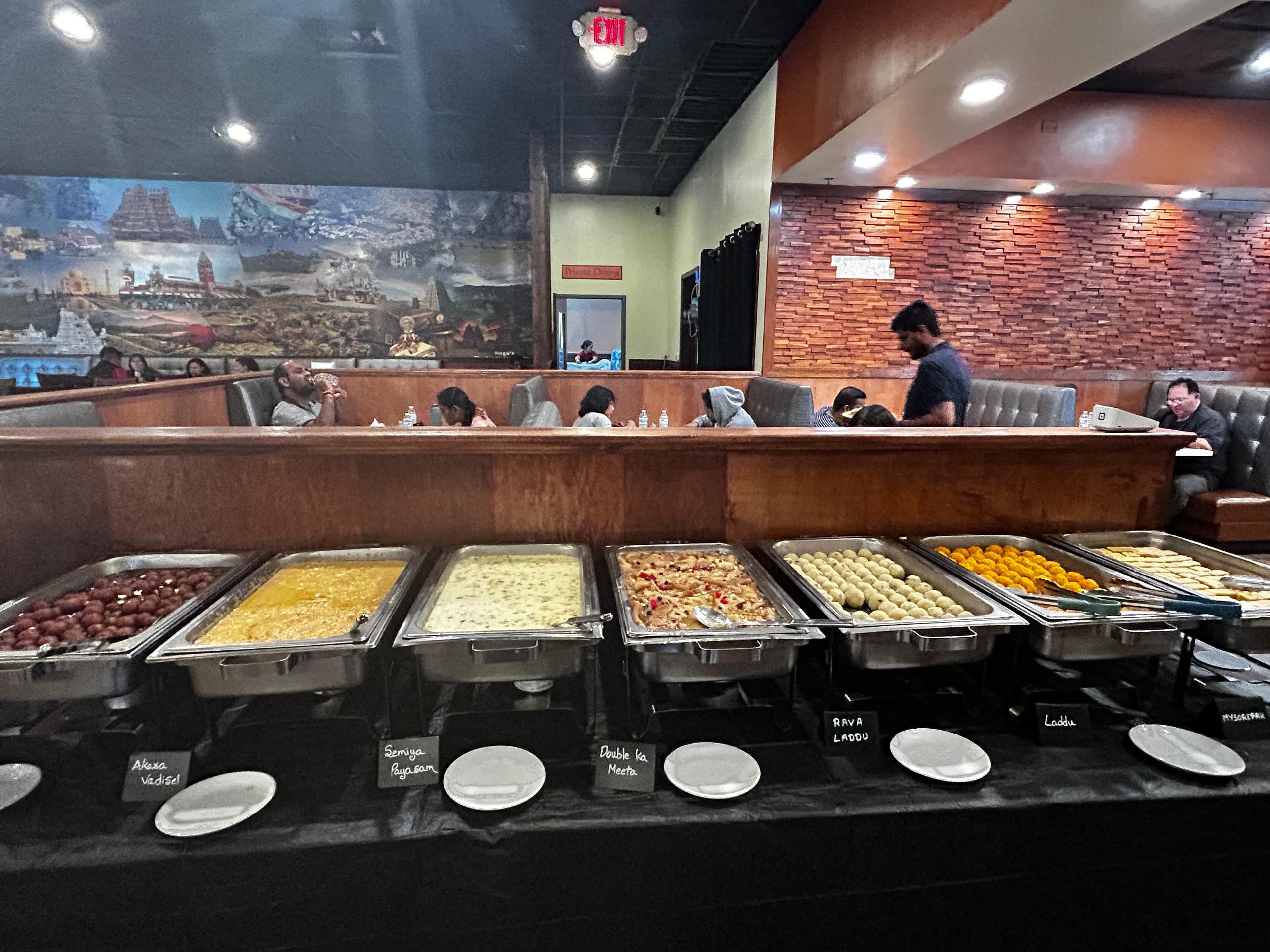 Lunch buffet — Buffet Desserts Nagas Morrisville